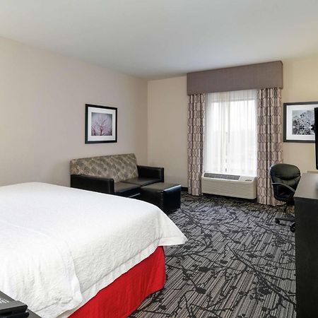 Hampton Inn And Suites Roanoke Airport/Valley View Mall Exterior foto