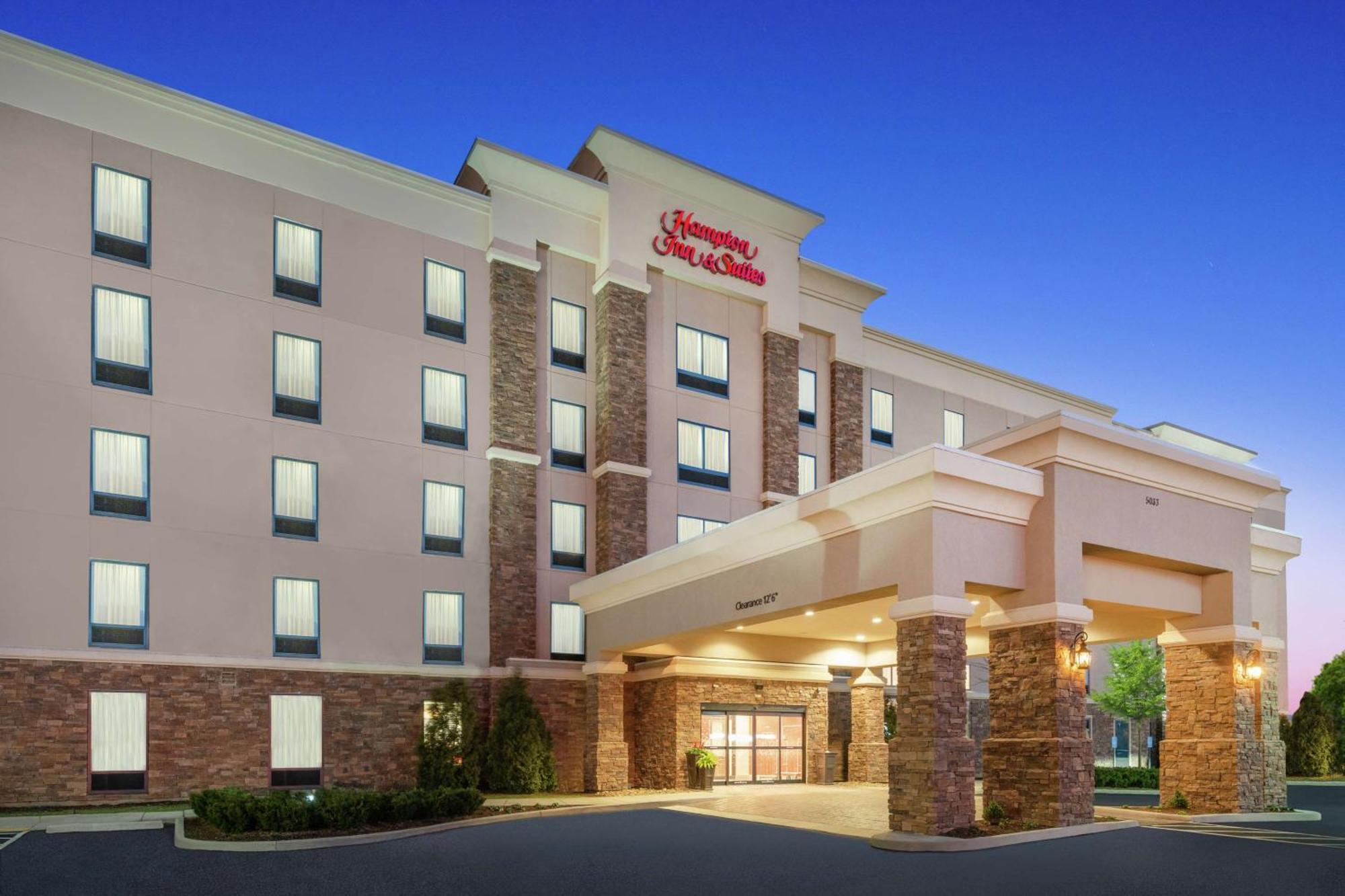 Hampton Inn And Suites Roanoke Airport/Valley View Mall Exterior foto